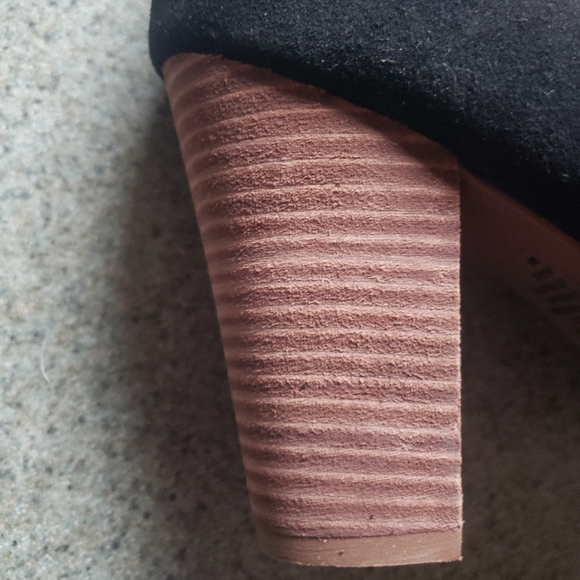 Avon Mark Black Suede Studded Open Toe Ankle Boots- Sz 9 - Picture 12 of 15